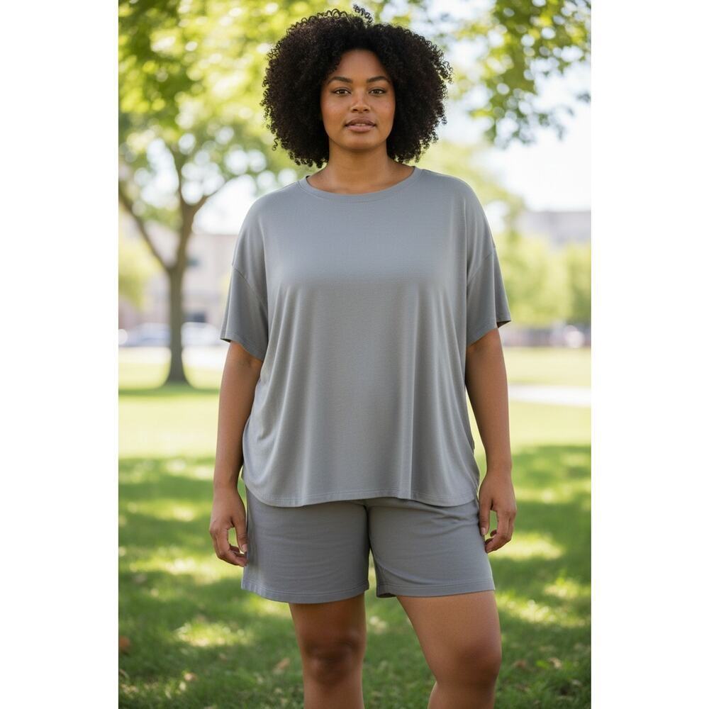 NWT Eddie Bauer Women's Surreal Travel Crew Neck Everyday T-Shirt Gray Sz TXXL